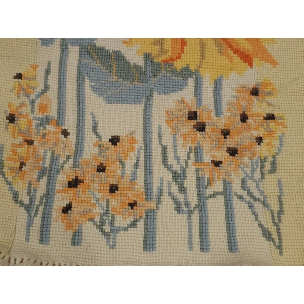 Vintage Handmade Sunflower Knit Throw Blanket‎ Orange Yellow Fringe 76x48 Retro